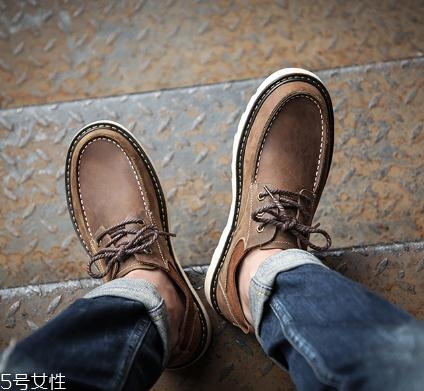保養(yǎng)瘋馬皮用什么油？硬漢氣質(zhì)盡顯