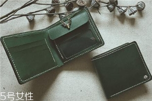 植鞣牛皮是牛皮嗎？最近超火的皮革材質