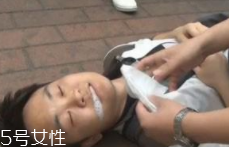 癲癇發(fā)作時怎么辦？讓他安靜地做一個抽搐的患者