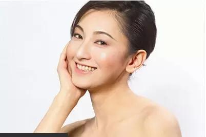 吃什么可以調理膚色？健康飲食很重要