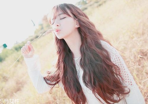 脖子后面有痣好嗎？激光冷凍祛痣易導(dǎo)致癌變