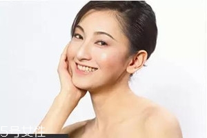 吃什么可以調(diào)理膚色？健康飲食很重要