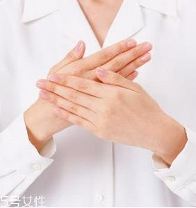 女人體質(zhì)虛寒如何調(diào)理？飲食調(diào)理是關(guān)鍵