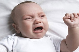 嬰幼兒缺鈣會(huì)有什么癥狀表現(xiàn)？4大表現(xiàn)需注意
