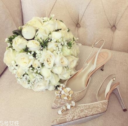 rene caovilla鞋子多少錢(qián)？仙氣十足的輕奢品牌