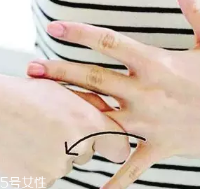 關(guān)節(jié)有響聲是病嗎？?jī)煞N情況區(qū)別對(duì)待