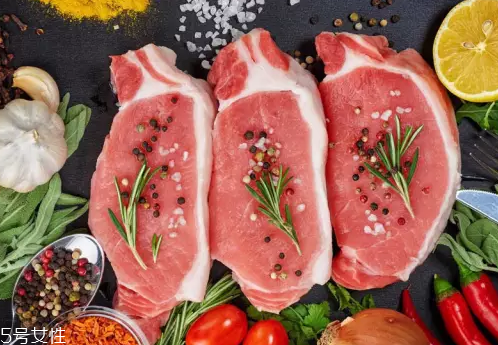 凍肉多久該扔？冷凍肉和冷鮮肉大不相同