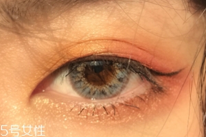 2018暖冬妝容怎么畫？敲溫暖的眼妝畫法