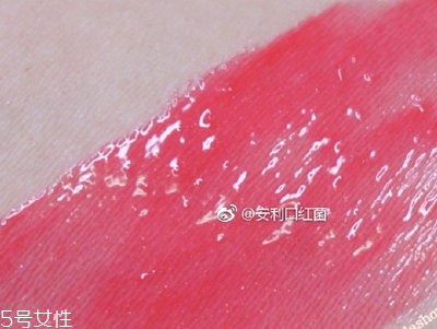 香奈兒唇釉738好看嗎？香奈兒唇釉738試色