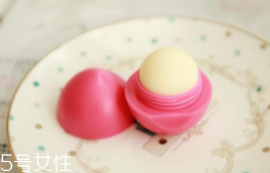 潤唇膏能用多長時間？打開后只能用3個季度