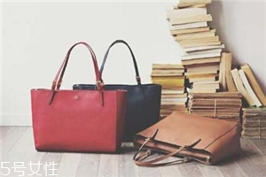 tory burch是奢侈品嗎？優(yōu)雅大氣的輕奢風(fēng)包包