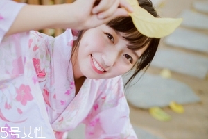 鹿胎膏調理月經(jīng)要多久？調理月經(jīng)要靠它