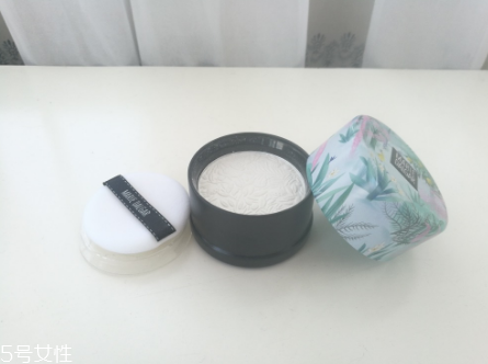 瑪麗黛佳蜜粉餅好用嗎？性價比較高的國產(chǎn)化妝品