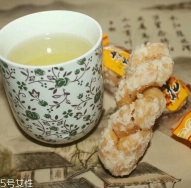 麻花可以帶上飛機嗎？要看帶多少