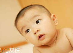 寶寶流口水怎么辦？這3點(diǎn)寶媽要注意