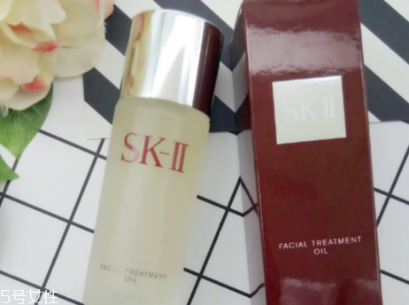 sk2神仙水怎么看生產(chǎn)日期？神仙水之前一定要擦化妝水