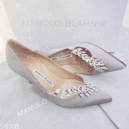 manolo blahnik是什么檔次？世界上最優(yōu)美的高跟鞋