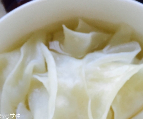 阿寬紅油面皮怎么泡？需要泡足這么長時間