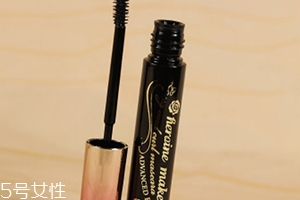 睫毛膏和眼線哪個先畫？看看你是不是畫錯了