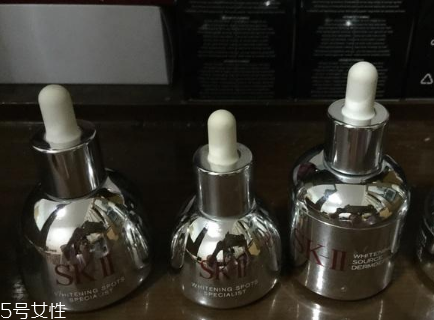 sk2小燈泡和小銀瓶哪個(gè)好？sk2小燈泡使用測(cè)評(píng)