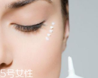 眼霜不可以來(lái)回涂抹嗎？這樣不如不涂