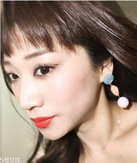 什么是折痕眼線？完整畫眼妝的順序