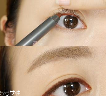 初學(xué)者怎么畫(huà)眼線好？教你如何正確畫(huà)完整眼妝