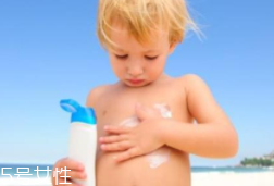 使用防曬產(chǎn)品后一定要卸妝嗎？要看防曬產(chǎn)品類型