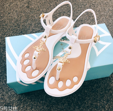 melissa果凍鞋好穿嗎？當(dāng)下最時(shí)髦的鞋子