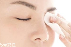 卸妝必備工具有哪些？這3種缺一不可
