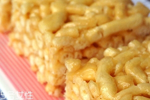 沙琪瑪可以當早餐嗎？熱量有點高