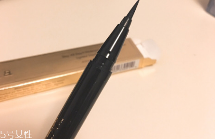 stila眼線筆暈妝嗎？美國(guó)的開(kāi)架彩妝品牌