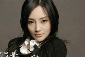 內(nèi)雙怎么變外雙眼皮？內(nèi)雙眼睛變大技巧