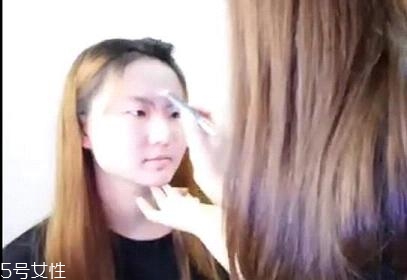 內(nèi)雙怎么畫眼線？內(nèi)雙眼皮畫眼妝技巧