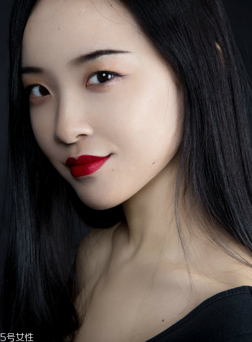 內(nèi)雙怎樣畫眼線成外雙？單眼皮內(nèi)雙女生福音