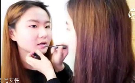 內(nèi)雙怎么畫眼線？內(nèi)雙眼皮畫眼妝技巧