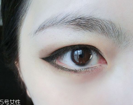 內(nèi)雙怎么變外雙眼皮？內(nèi)雙眼睛變大技巧