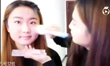 內(nèi)雙怎么畫眼線？內(nèi)雙眼皮畫眼妝技巧