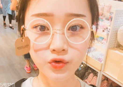 內(nèi)雙怎么畫眼線？內(nèi)雙眼皮畫眼妝技巧