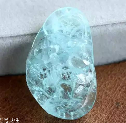 海藍(lán)寶可以戴著睡覺(jué)嗎？整片海洋都在你手上了