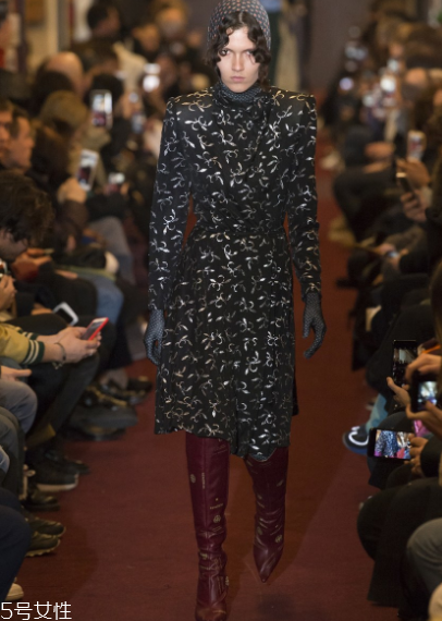 vetements2018秋冬系列服裝怎么樣_好看嗎？