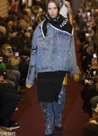 vetements2018秋冬系列服裝怎么樣_好看嗎？