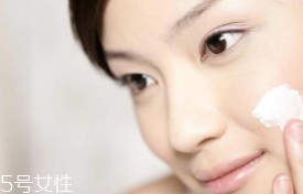素顏霜美白原理是什么？添加色料二氧化鈦