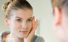素顏霜美白原理是什么？添加色料二氧化鈦