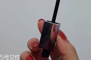 美寶蓮彎彎睫毛膏怎么用？想怎么彎就怎么彎