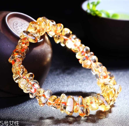 黃水晶可以碰水嗎？你不知道的水晶小知識