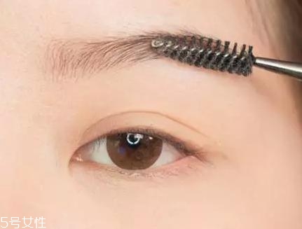 網(wǎng)紅的妝都是怎么化的？論女生眼妝的重要性