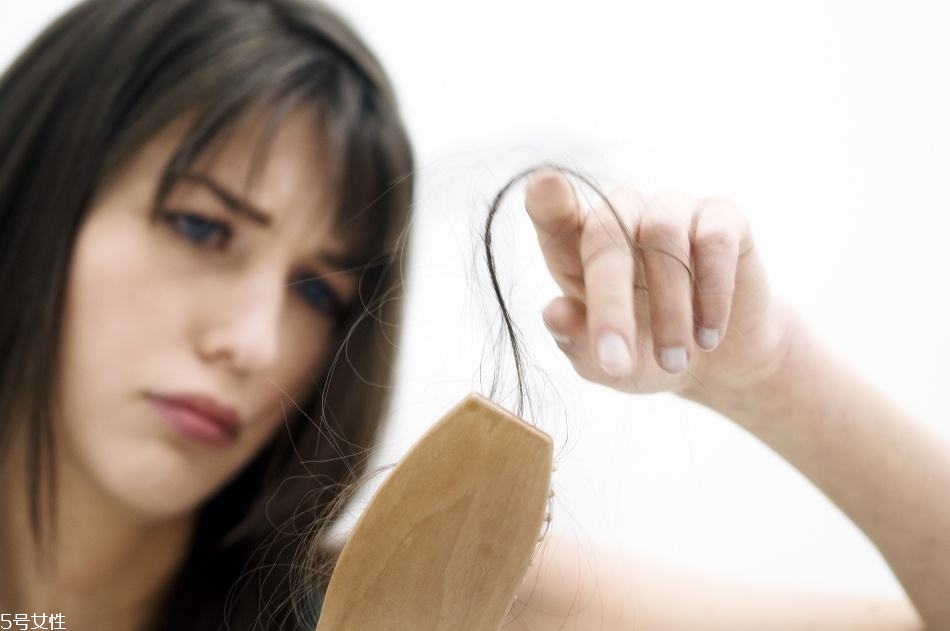 女人為什么經(jīng)常掉頭發(fā)？從根本找原因