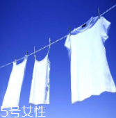 內(nèi)褲和襪子一起洗會(huì)有哪些危害？分情況對待
