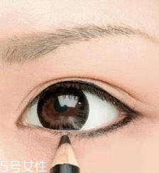 眼線液筆不出水怎么辦？畫眼線的常見誤區(qū)